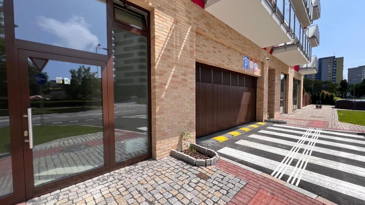 3 Room Apartment 2X Balcony, New Building, 21 Братислава Экстерьер фото